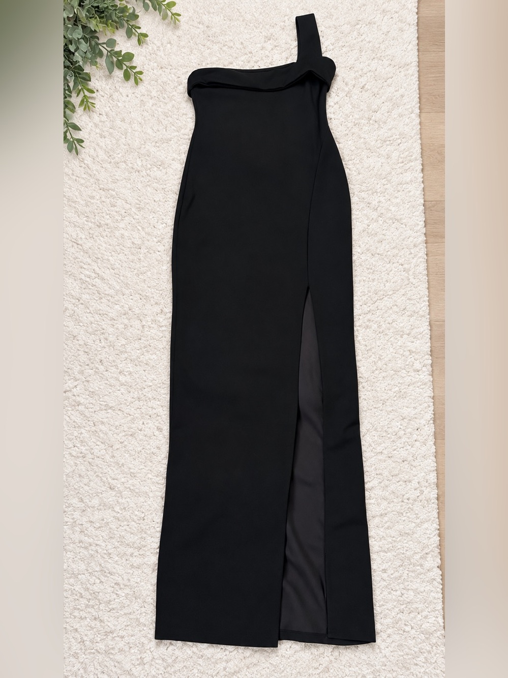 Bohoo black one shoulder maxi dress